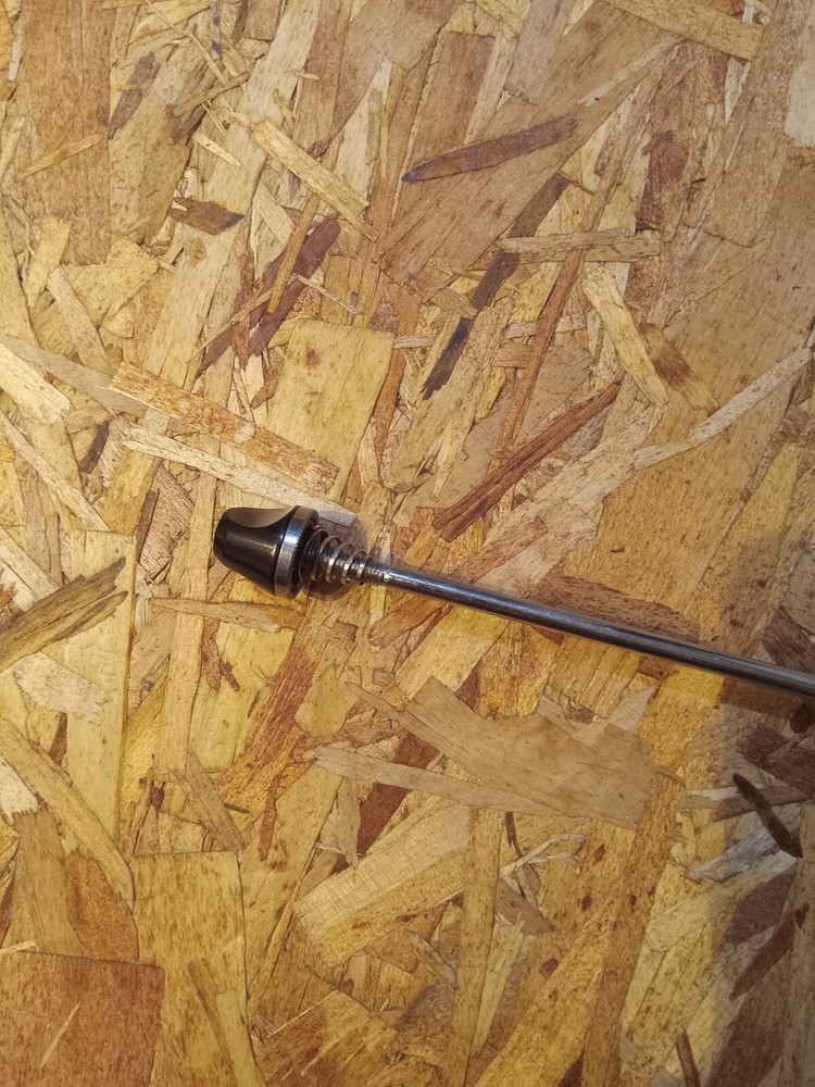 Rear Quick Release 135mm Skewer NOS