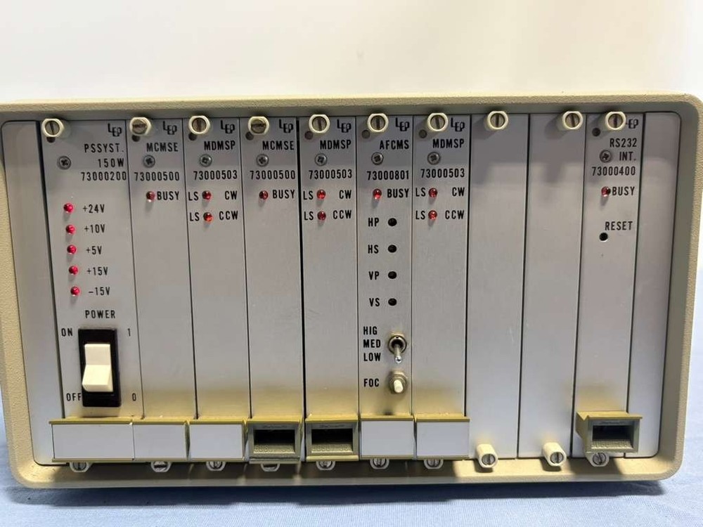 LEP Ludl Electronic Products Interface Controller Chassis 73000101 w/ Modules