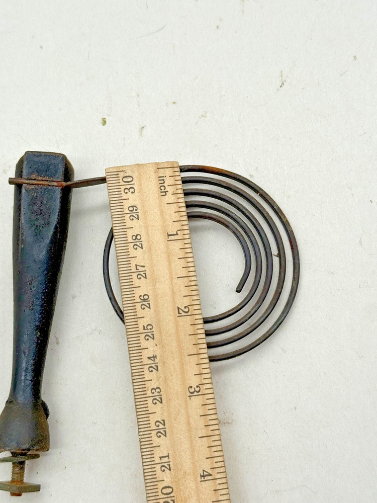 SETH THOMAS Gong Wire and Base Round 2 5/8" (CM74-8170)