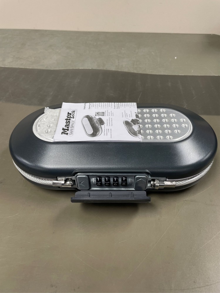 Master Lock 0.38 cu ft Combination Lock Black Personal Safe