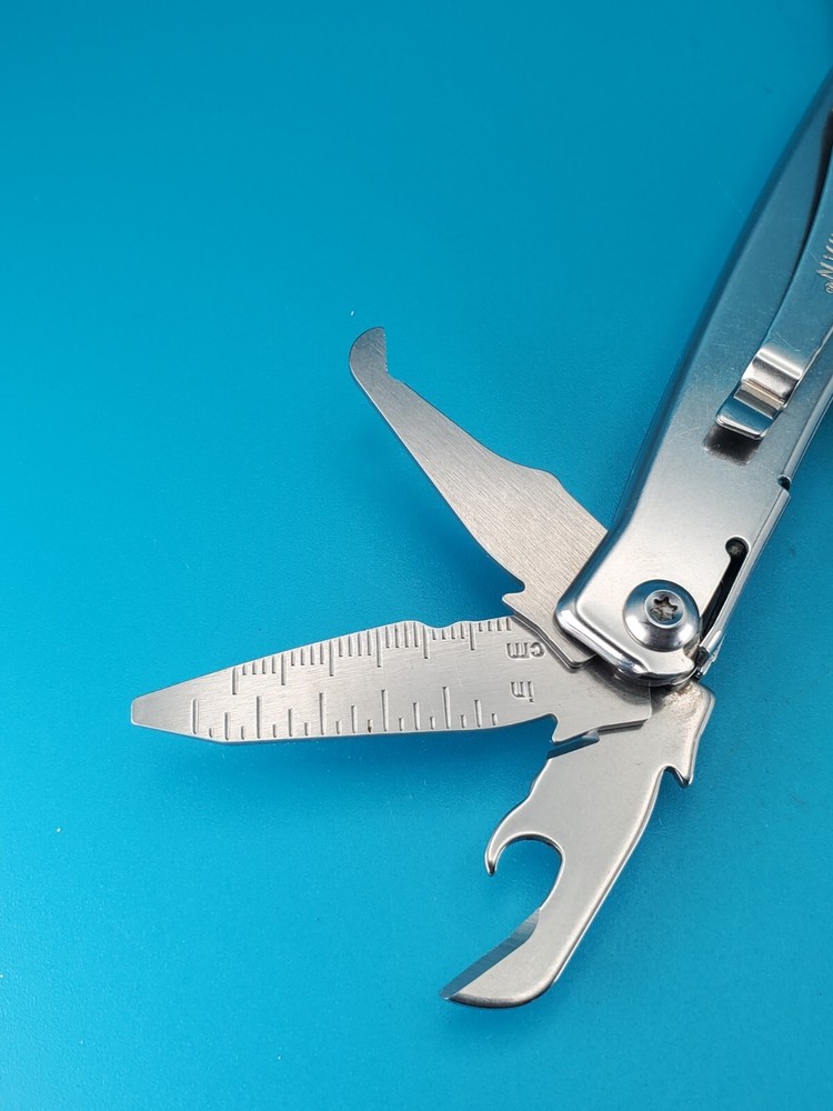 Leatherman Rev 3.8" Multi-Tool, Stainless!