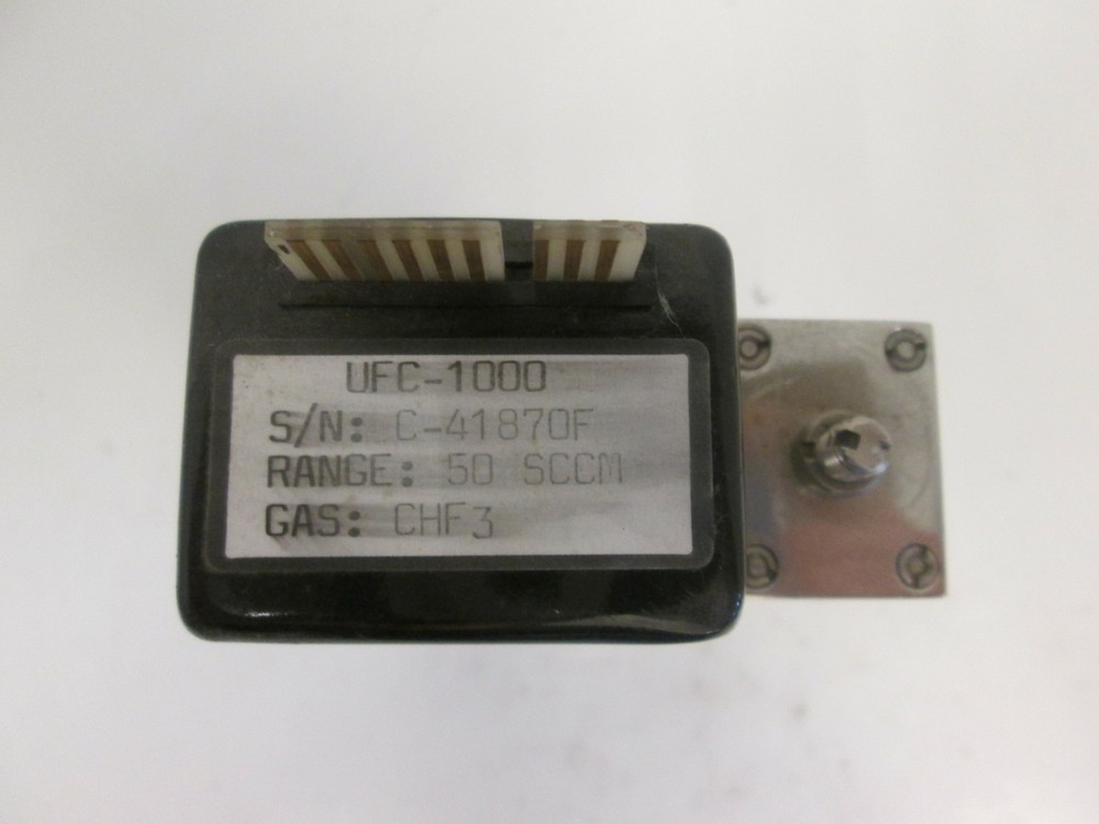 Unit UFC-1000, MFC, Mass Flow Controller, CHF3, 50 SCCM, Used