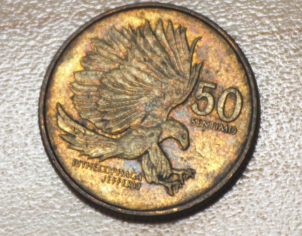 1994 Philippines 50 Sentimos Monkey-eating Eagle