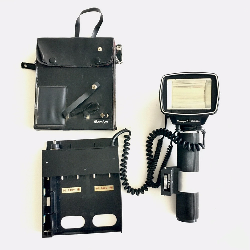 Mamiya Auto 480 Professional Flash - Please Read Description -