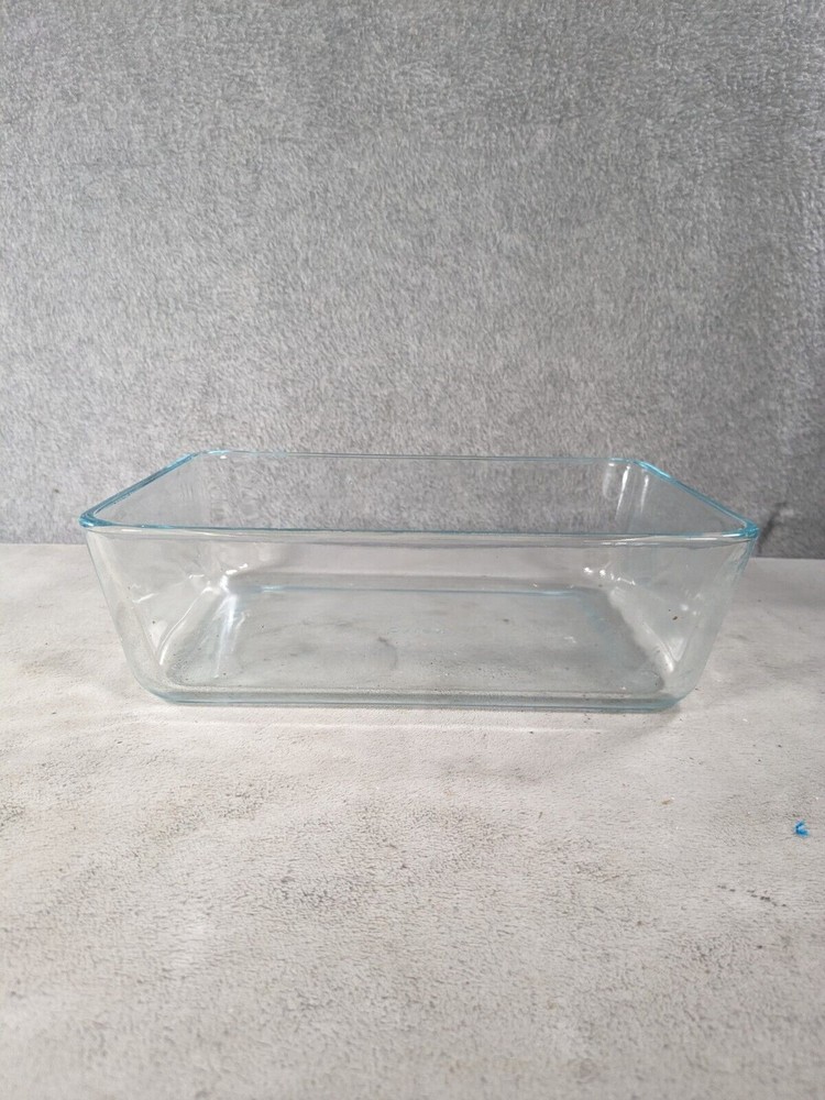 Pyrex Rectangular Food Storage Container Clear Glass 2.75Qt - No Lid