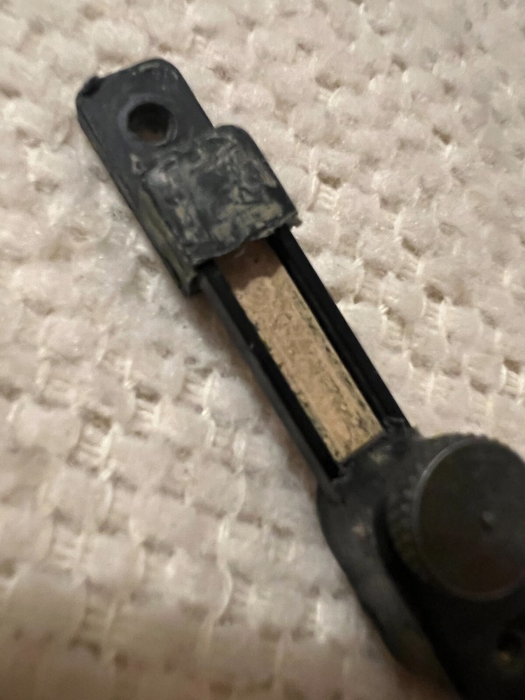 Recurve or Long Bow Archery Sight