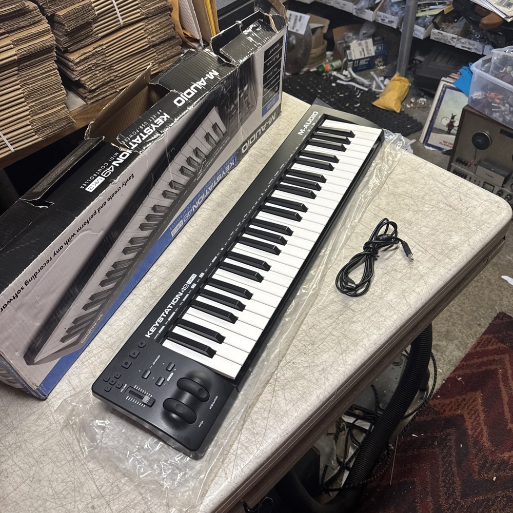 M-Audio Keystation 49 MK3 USB MIDI Controller Tested + original box &USB cable