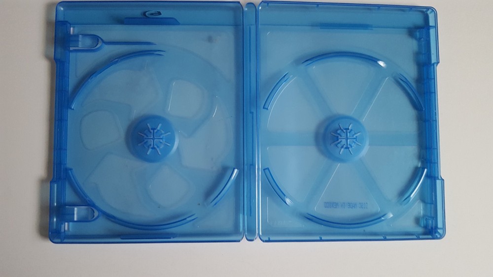USED Standard 12mm Replacement 2-Disc Blu-ray Case with Outer Sleeve