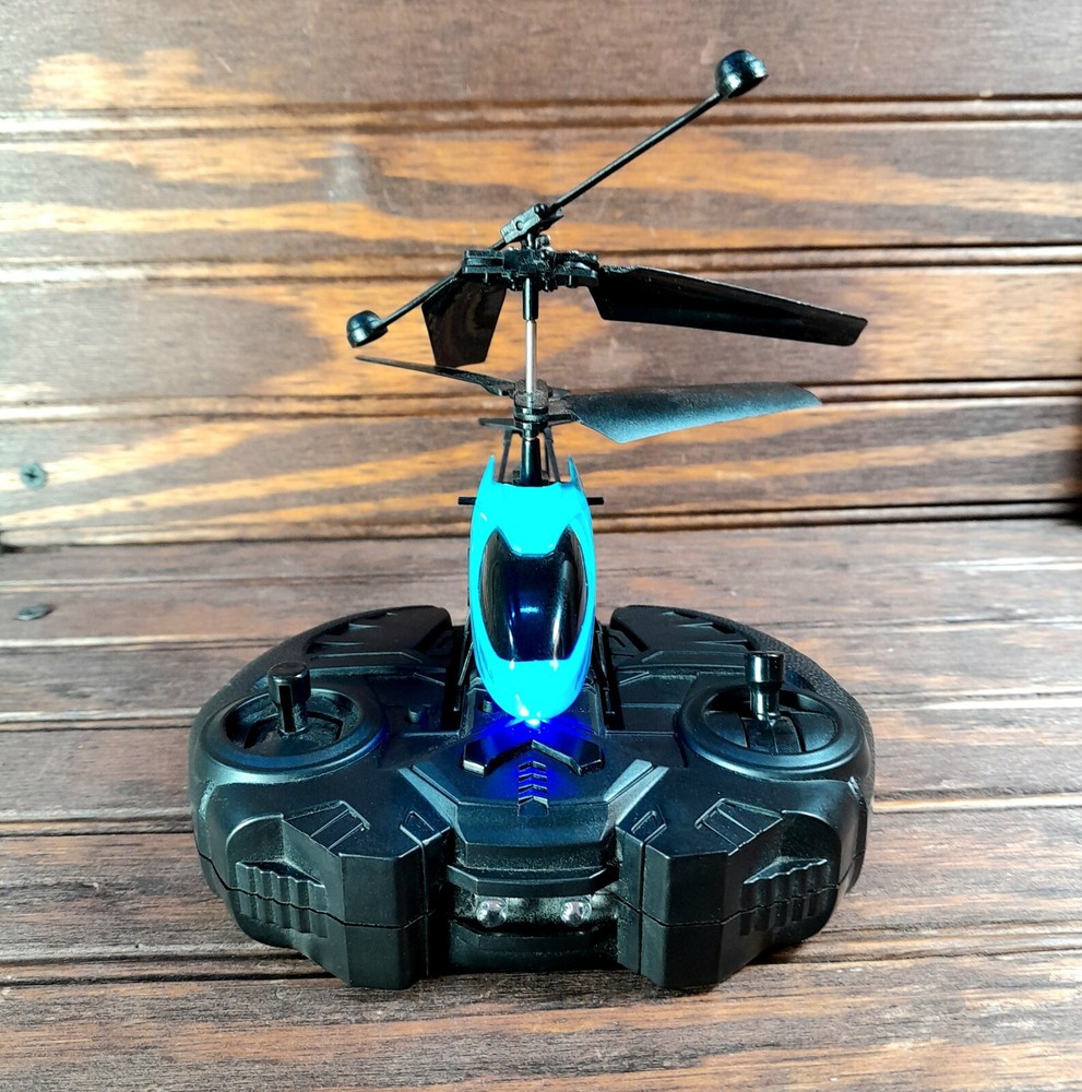 Toy Cube 2-Channel IR Remote Control Helicopter, Needs Internal Battery Changed