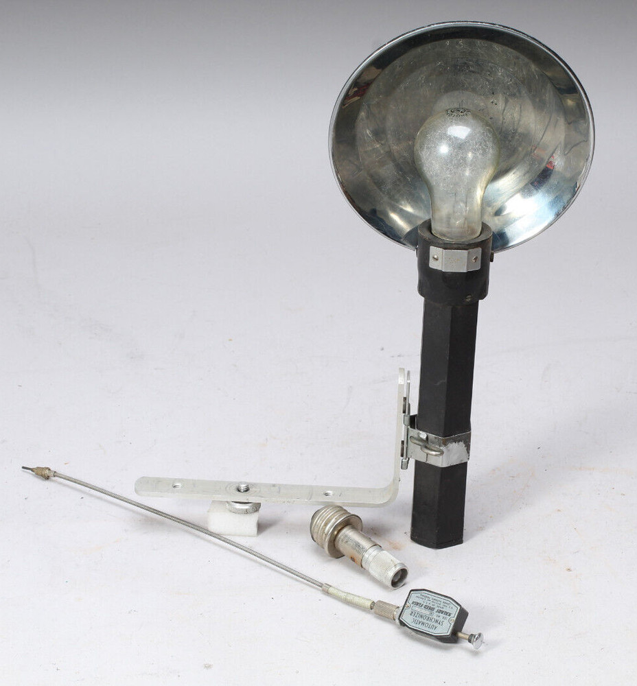 KALART SPEED FLASH W SYNCHRONIZER SHUTTER RELEASE & BULB ADAPTER TESTED WORKS