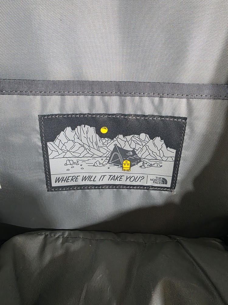 North Face Backpack Vault Grey, Off White And Teal.