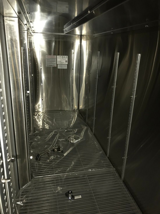 Glastender 92" Refrigerated Back Bar Cabient C1FB92-R 4- Section, Solid Door