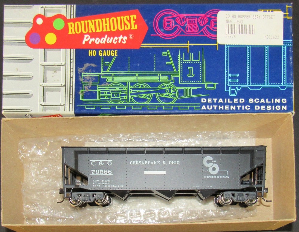Roundhouse 3 Bay offset Hopper 1622 C&O Progress