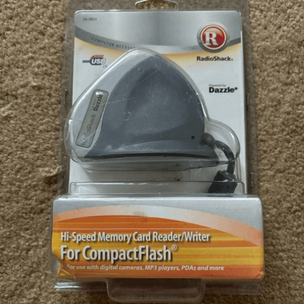 Radio Shack Dazzle Hi-Speed Memory Card Reader/Writer For ConpactFlash *New*
