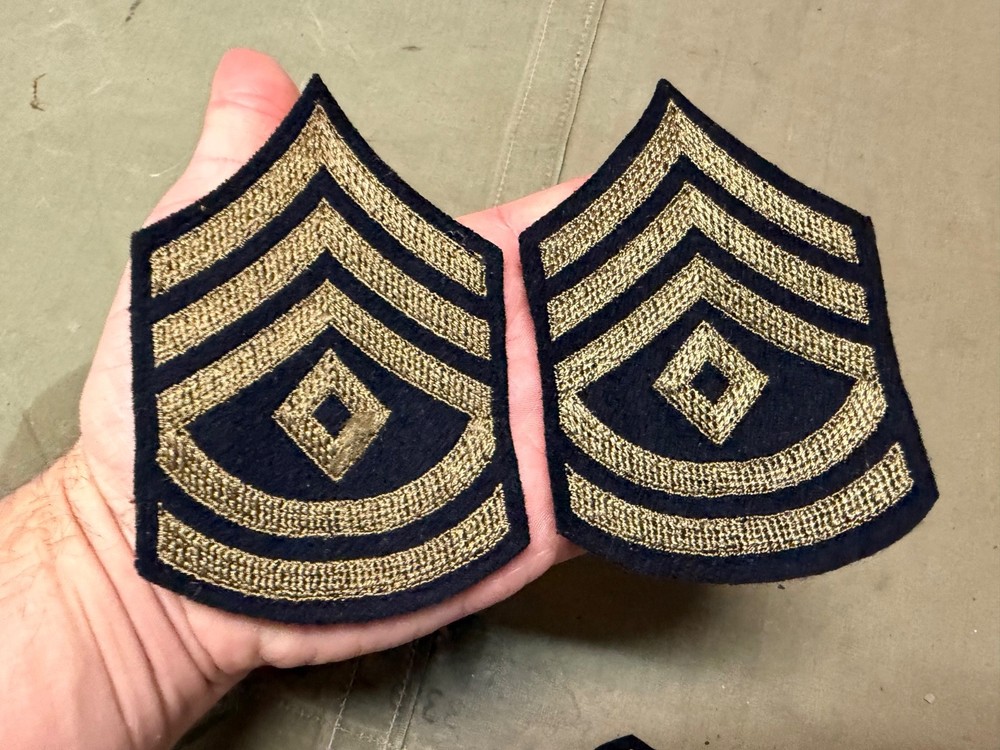 ORIGINAL WWII US ARMY NCO TECH SERGEANT JACKET INSIGNIA CHEVRONS