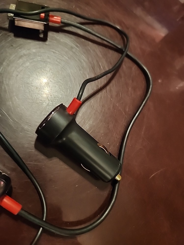 Monster iCarPlay Wireless 500 iPod FM Transmitter with Charging 3.28 FT