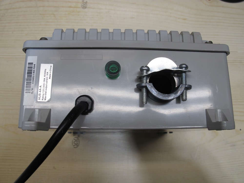 Blueprint Controllers HUB-4, 4 Light 240V Controller w/120V trigger cable