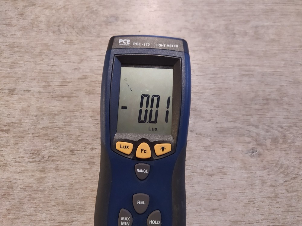 PCE INSTRUMENTS PCE-172 LIGHT METER