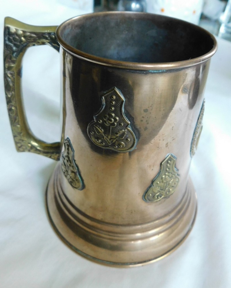 FINE ANTIQUE HAND MADE PERSIAN COPPER CUP