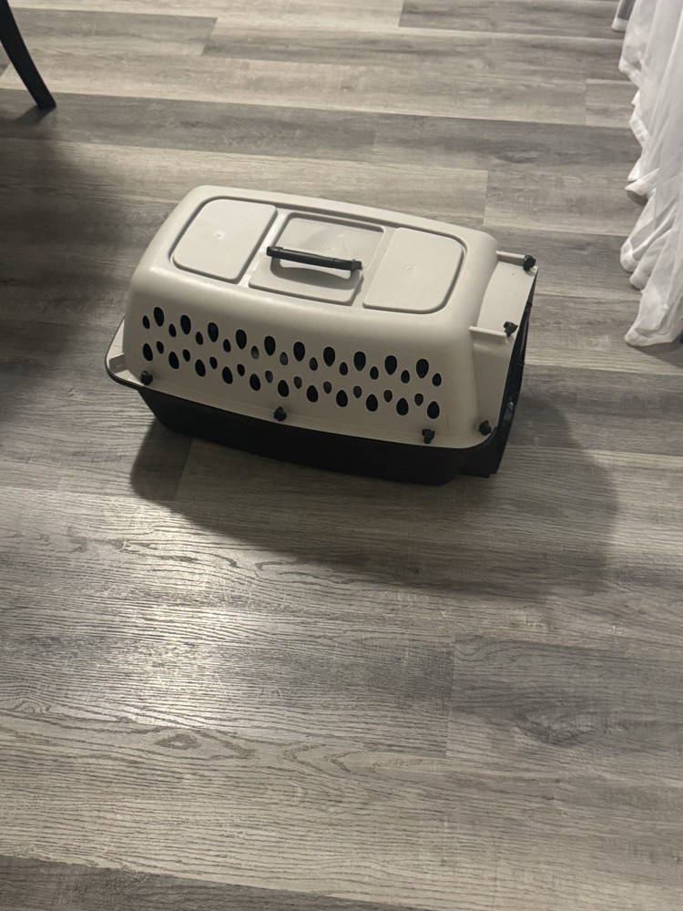 Dog carrier