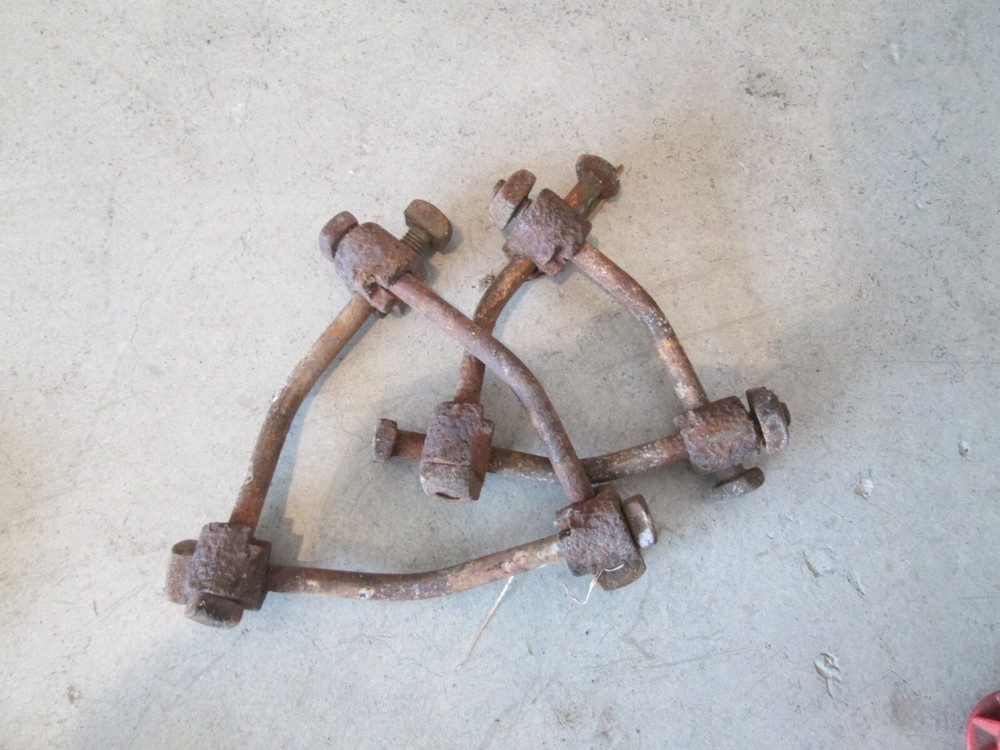 8ft Aermotor Windmill Tower Collar Mast Clamp, Early 3 post Type