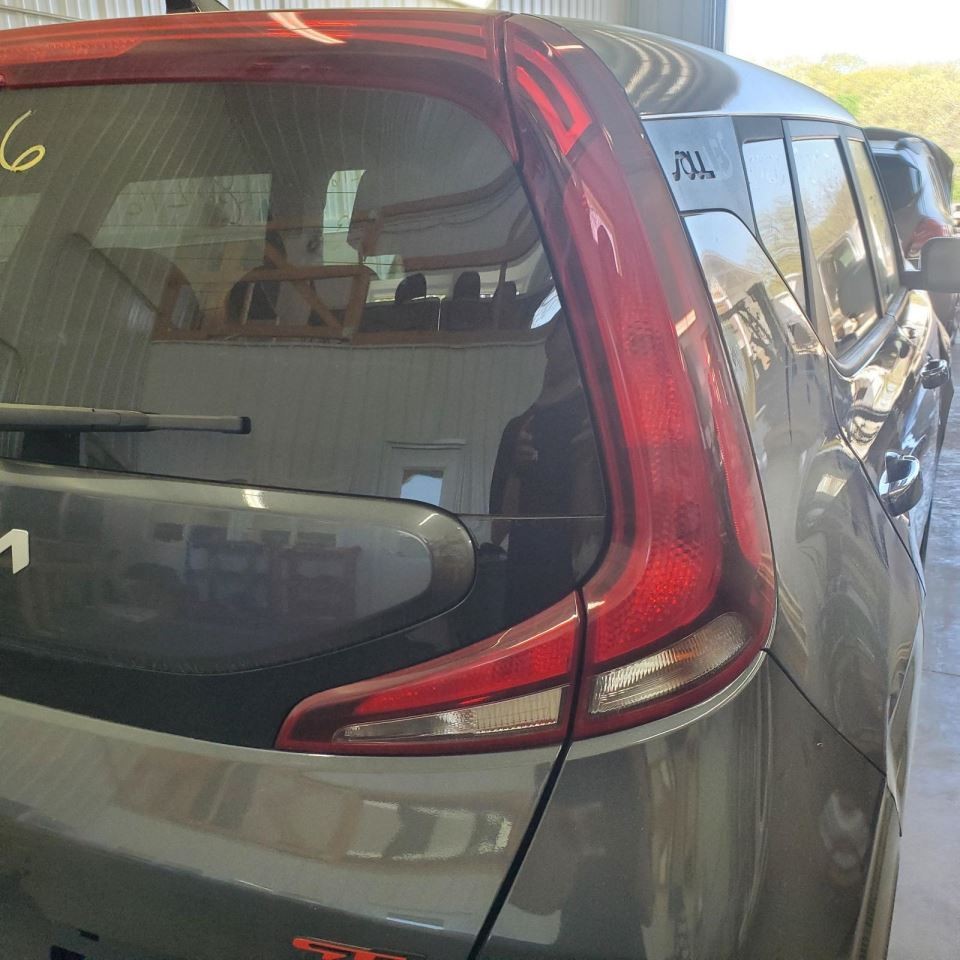 Camera/Projector Model Camera Front Windshield Fits 20-22 SOUL 1088857