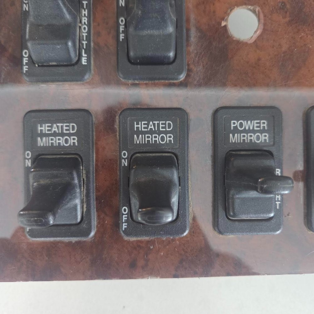 International 9200i Instrument Panel