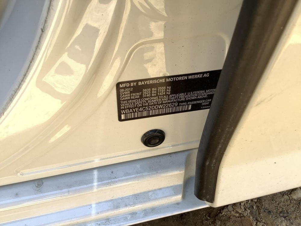 740I 2013 Glove Box 4648232