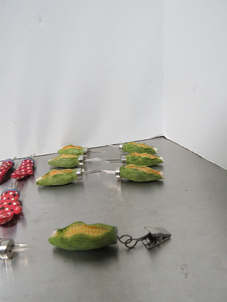 Vintage Boston Warehouse corn cob holders and table weights mixed set 28 pcs