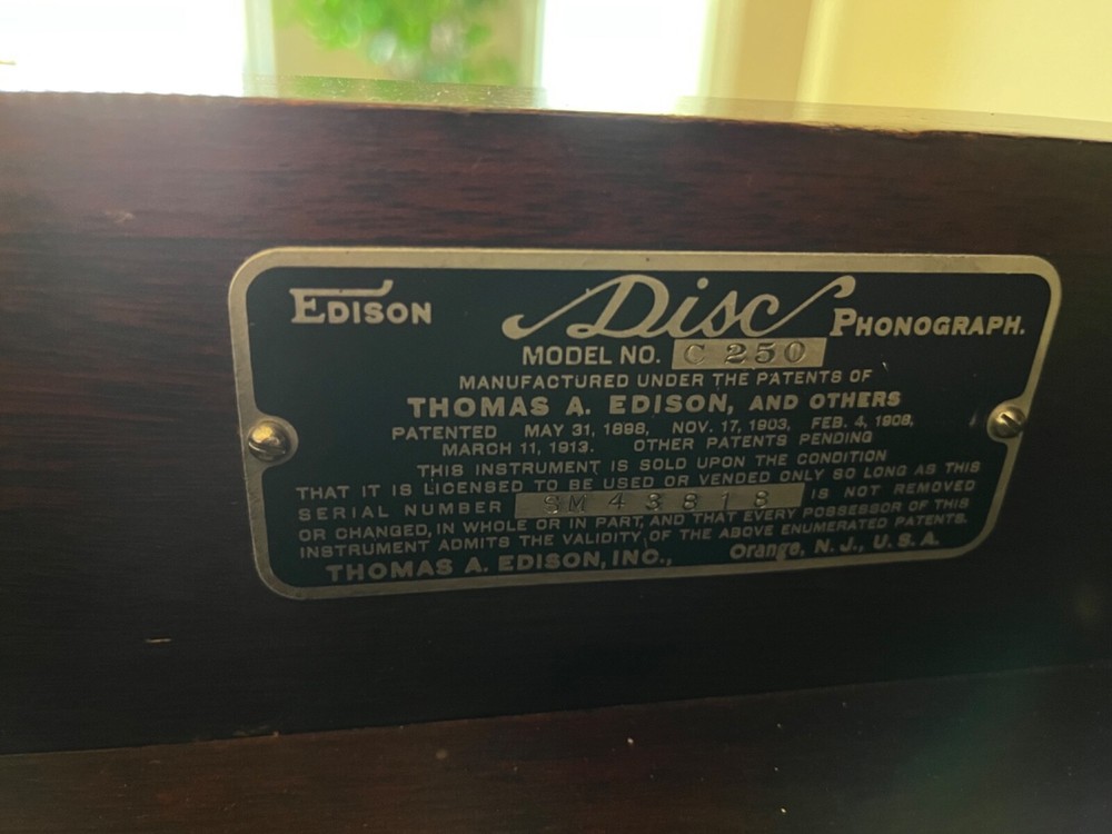 thomas edison c-250 phonograph/record player