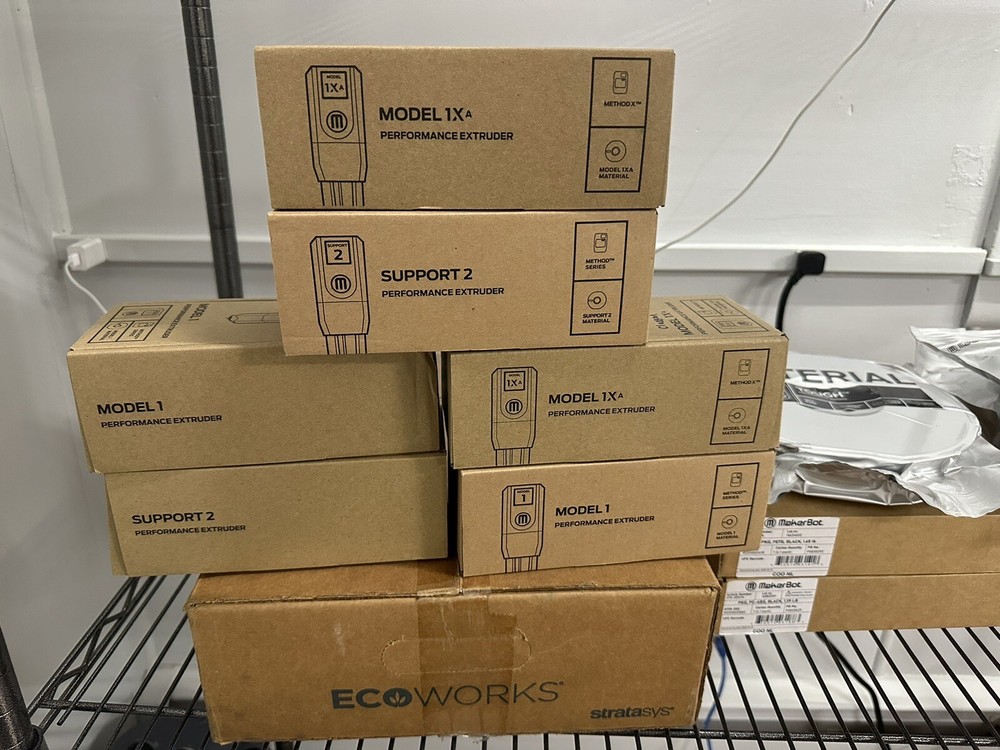 MakerBot METHOD X 3D Printer With Many EXTRAS