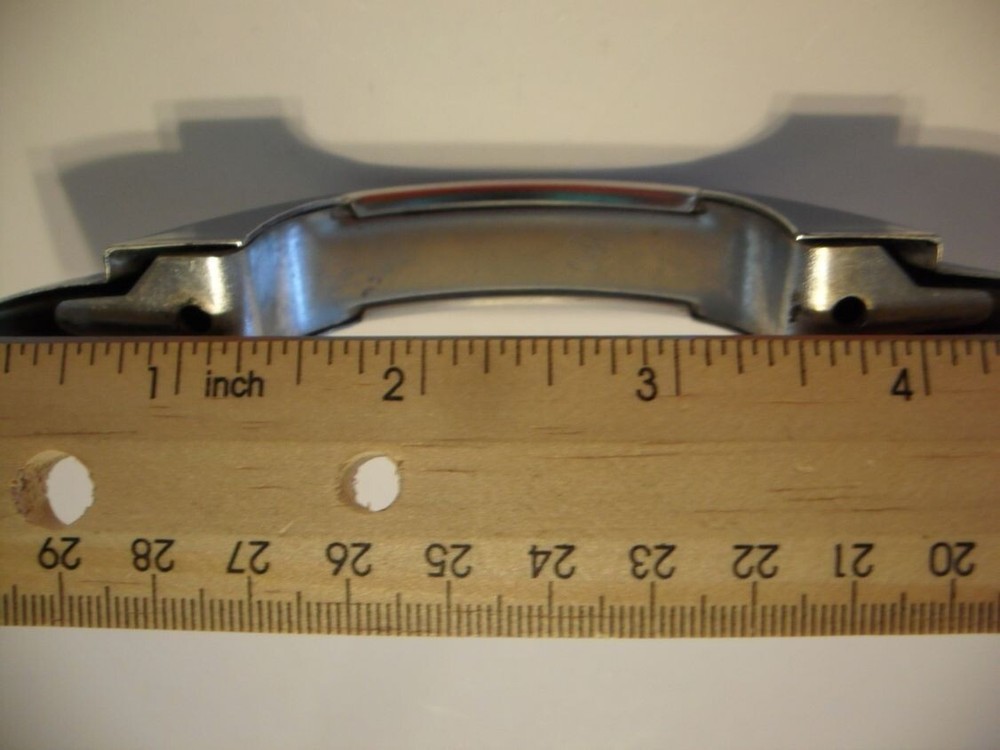 Vintage Chrome Drawer Pulls Stepped Sides Blk Lines Pointed Ends Amerock