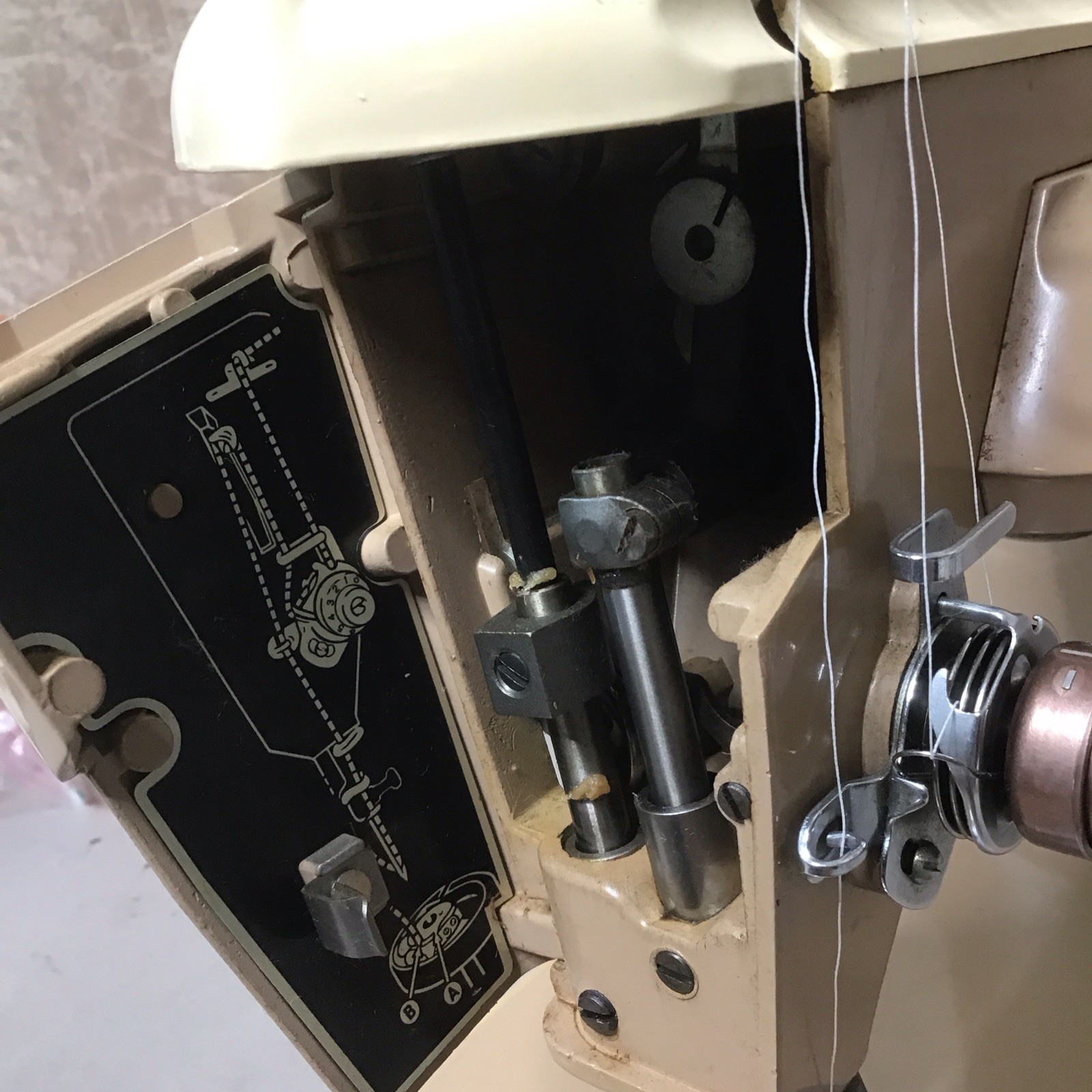 Vintage Singer 404A Sewing Machine With Case