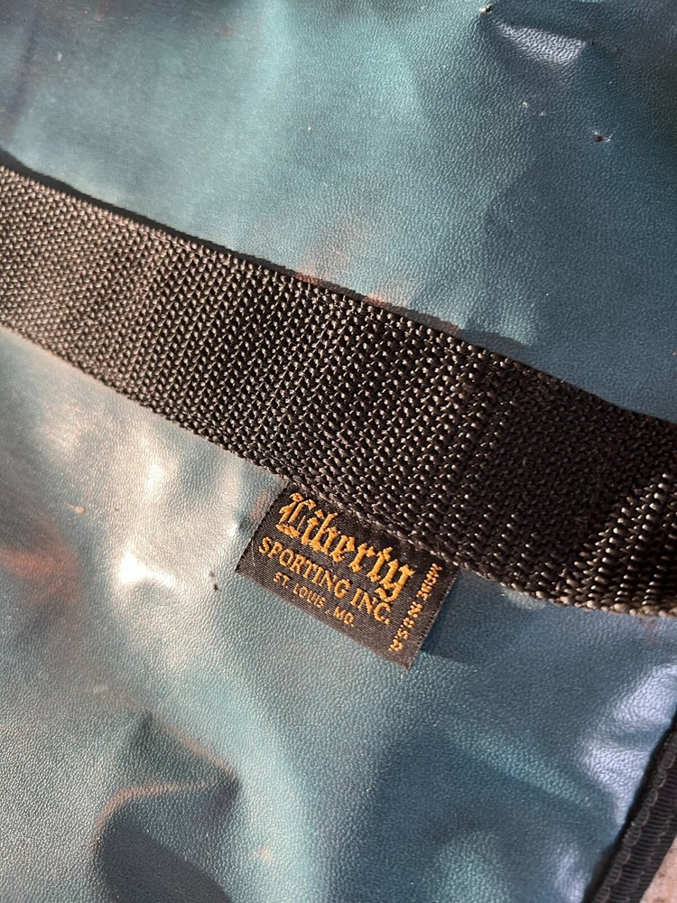 Vintage Liberty Vinyl Soft Bow Case