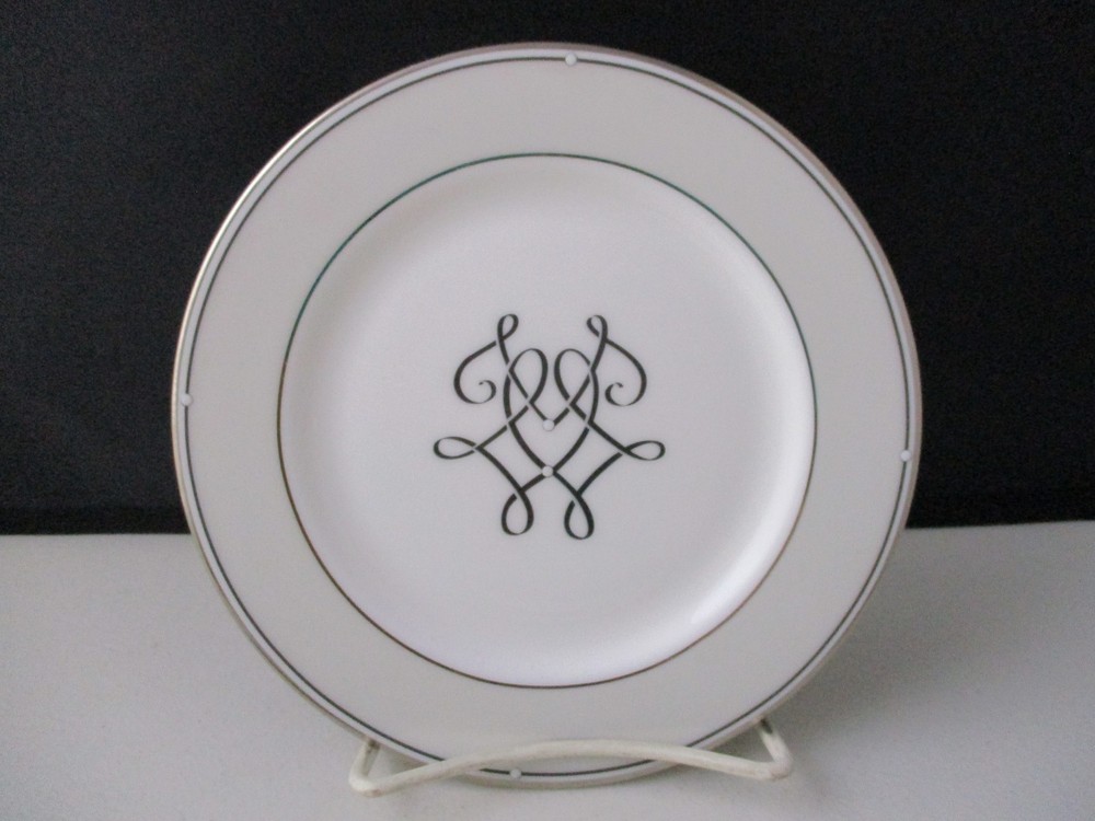 LENOX SCRIPTED PLATINUM BREAD & BUTTER PLATE 6 1/2" -0703D