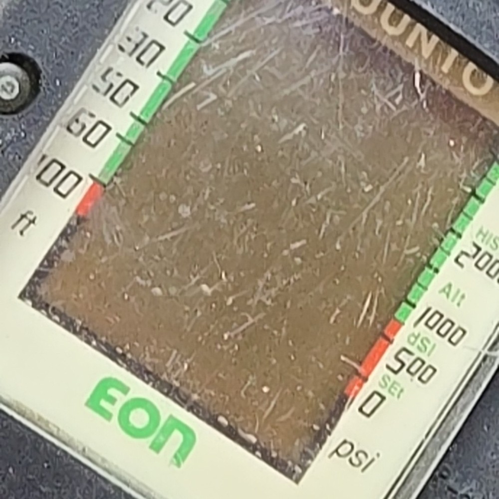 SeaQuest Lux EON Dive Computer Console Scuba UNTESTED