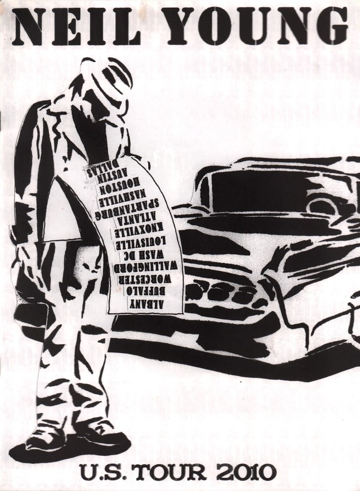 NEIL YOUNG 2010 13-DATE U.S. CONCERT TOUR PROGRAM BOOK BOOKLET / NEAR MINT