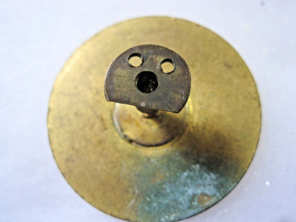 1920-30's Englistedman HAT BADGE