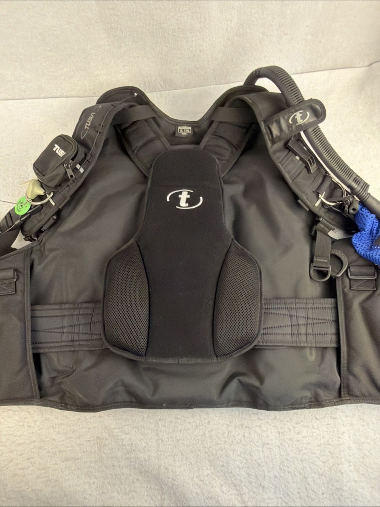 Tusa Conquest Scuba Diving BCD Excellent Condition