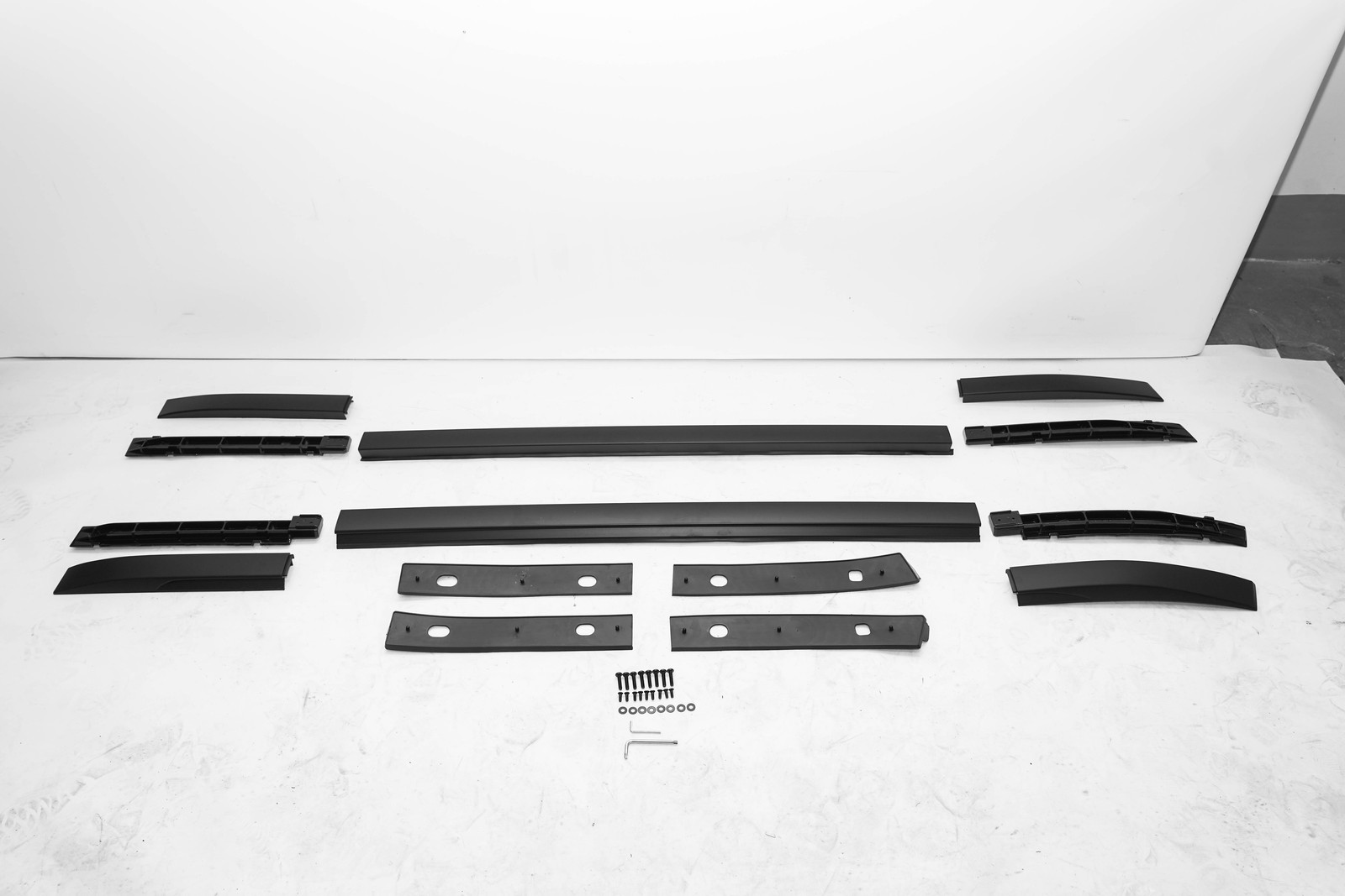 Roof Rack Fits For 2022-2026 Mitsubishi Outlander Rails Luggage Canoe Bars 2Pcs