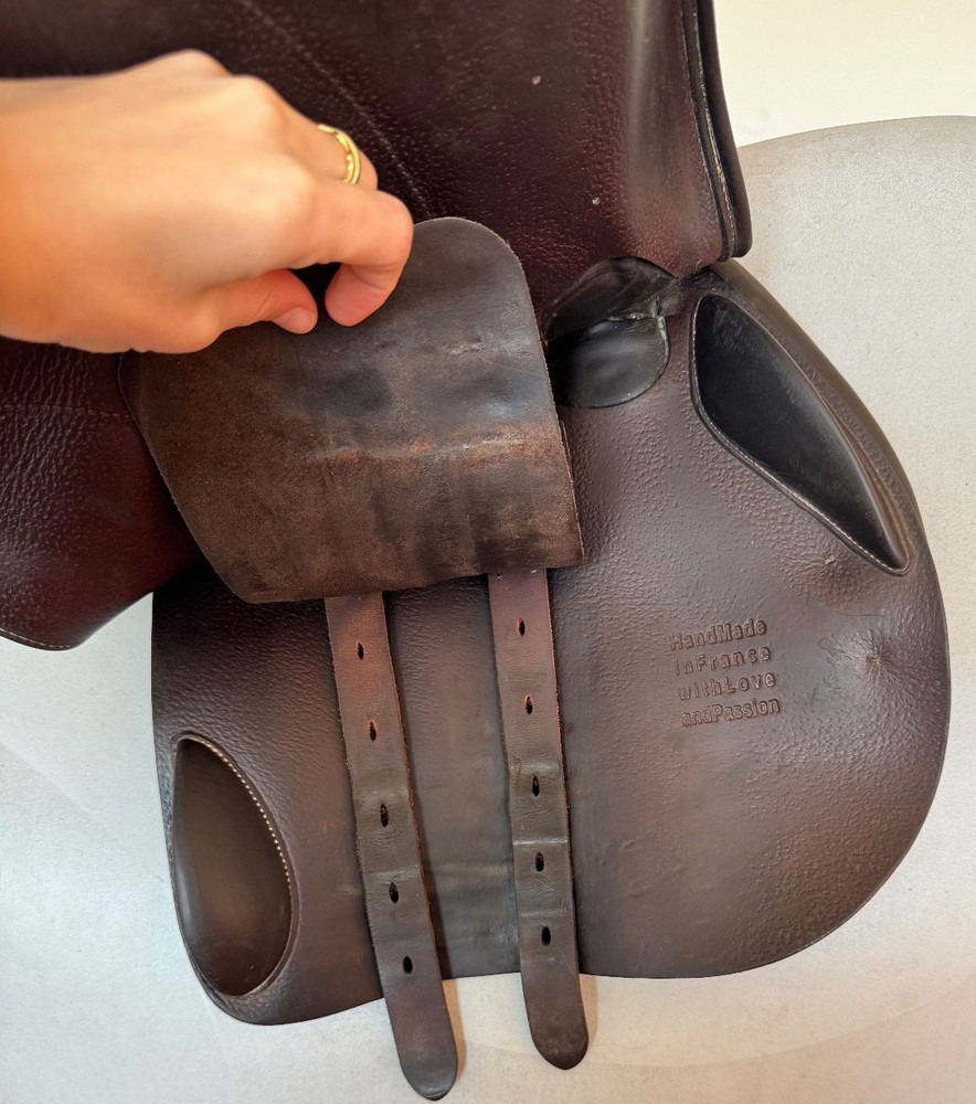 18" Voltaire Stuttgart PRO Saddle - 2018 - 3A - Full Buffalo