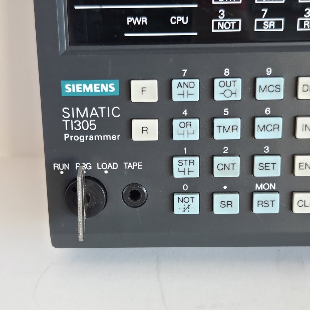 Siemens TI305-PROG Simatic 9302 TI305 PLC Programmer Module - Clean