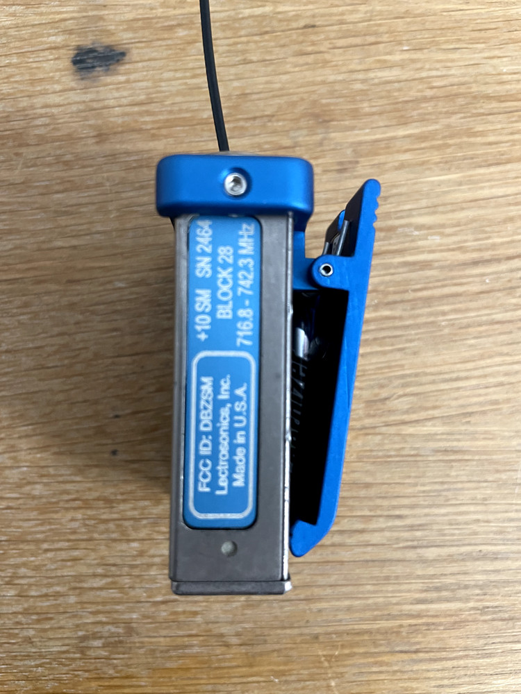 lectrosonics + 10 sm blk 28 + clip