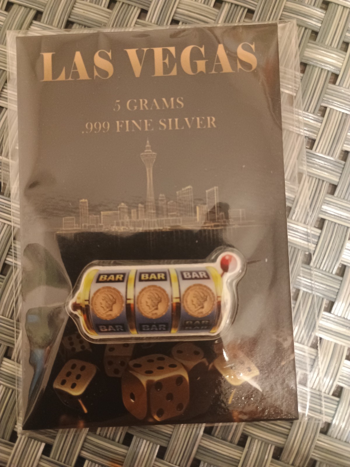 Las Vegas Slot Machine Colorized 5 Gram .999 Silver Art Bar