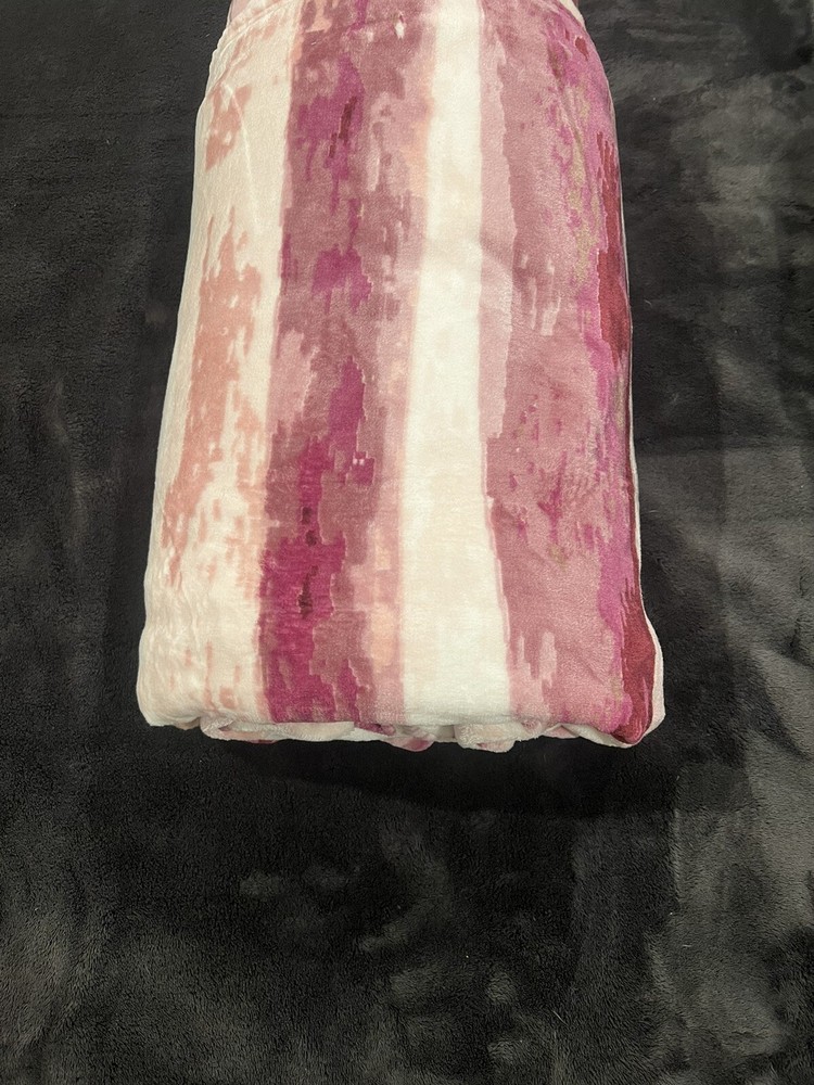 Warm 3 Piece Bed Sheet Set King Size.