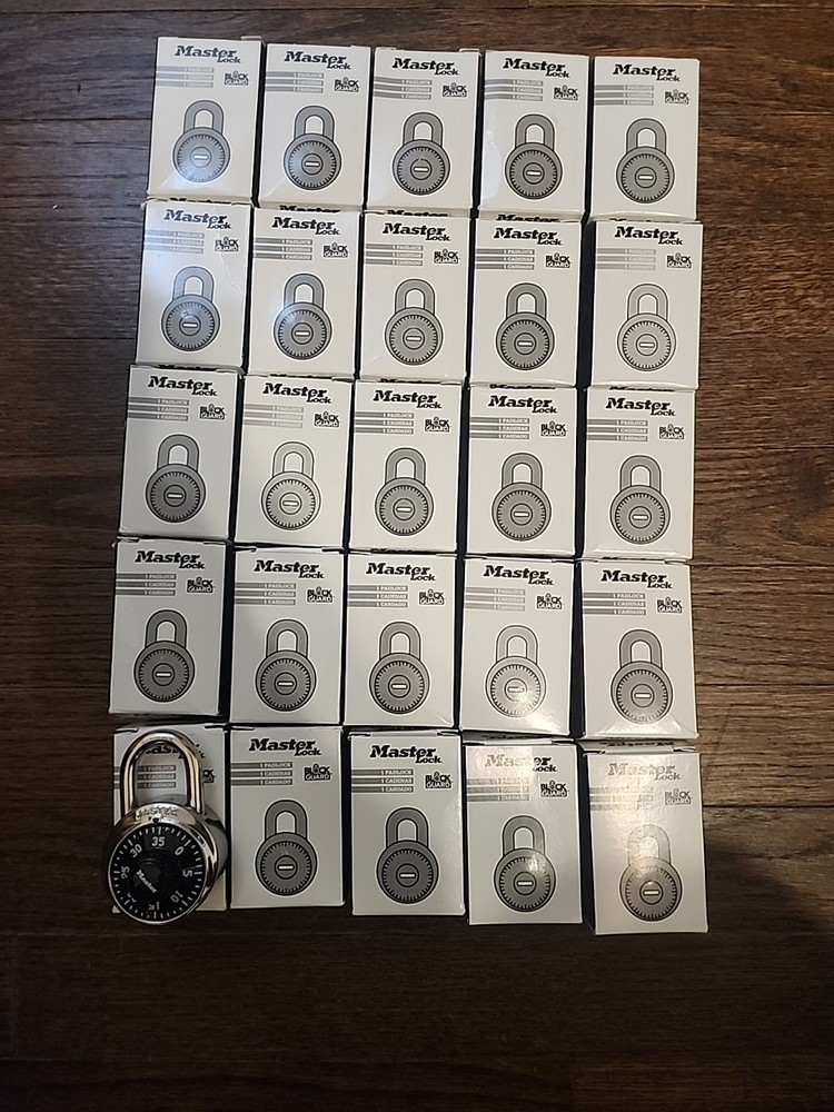 Master Lock Padlock Block Guard 1525 Combination Lock.  (25) Used Open Box