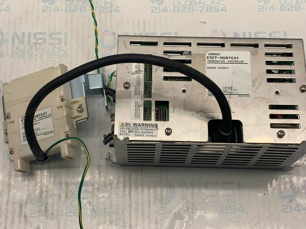 OMRON E5ZT-N08TC01 Temperature Controller Assembly