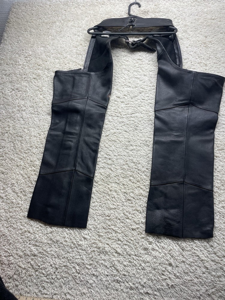 Harley Davidson leather chaps Women’s M Pristine Condition EUC