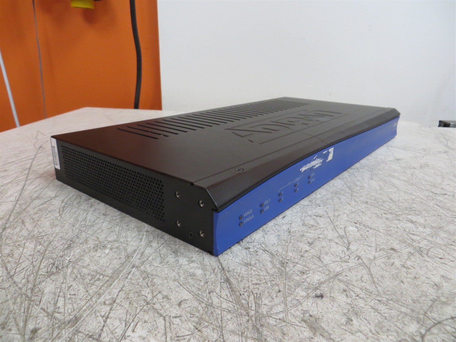 Adtran 1243908F2 Total Acces 3rd Gen 908e w/FXO Network Router No File System