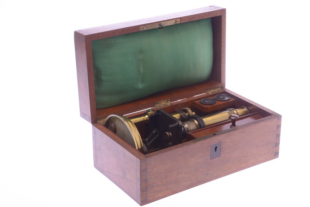 ✅ C. VERICK MICROSCOPE ANTIQUE DOUBLE PILLAR C.1870 ORIGINAL CASE & LENSES READ